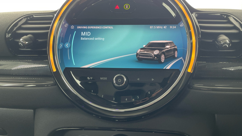 MINI Clubman 1.5 Cooper Classic 6dr Auto Petrol Estate